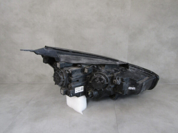KOPLAMP HYUNDAI I30 I 30 III FACELIFT 20- 92101G4510 LINKS A518/F205