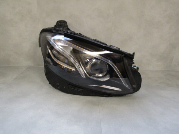KOPLAMP MERCEDES E KLASSE W213 MULTIBEAM 17-20 A2139066604KZ RECHTS S50/F100
