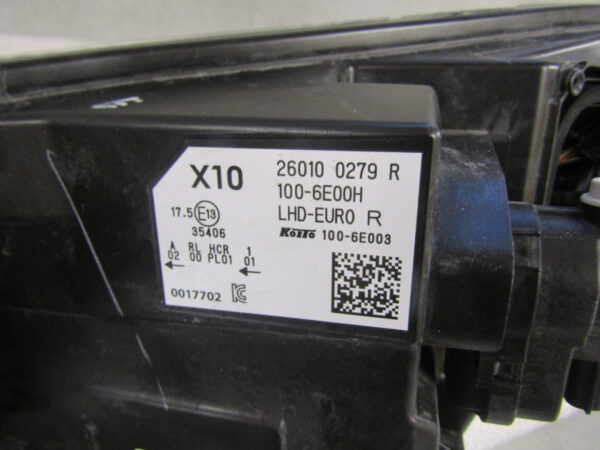 KOPLAMP RENAULT ZOE FACELIFT VOLLEDIG LED 19- 260100279R A408/E84 RECHTS