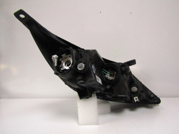 KOPLAMP KIA SPORTAGE 3 III 10-15 XENON 92101-3UXXX LINKS K43/C13