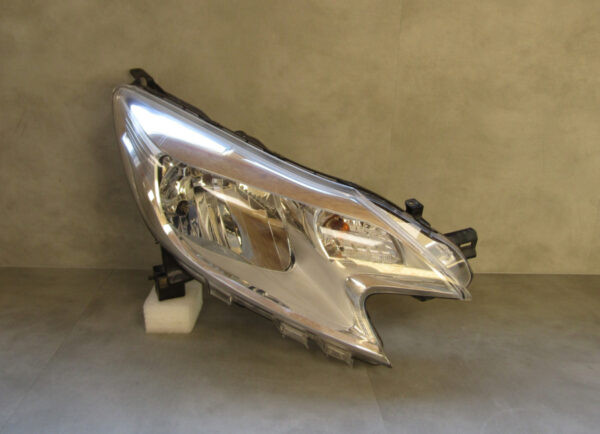 KOPLAMP NISSAN NOTE II E12 STANDAARD 12-16 260103VV0A RECHTS S277/B141