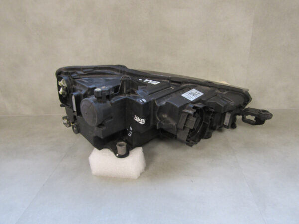 KOPLAMP SKODA SCALA FULL LED 19-23 657941015A LINKS