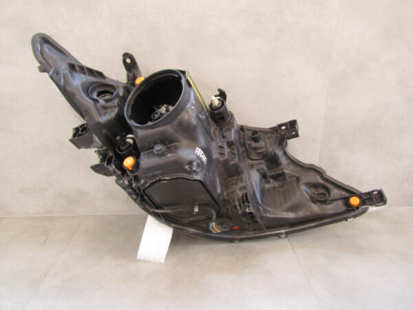 KOPLAMP TOYOTA AURIS 2 II XENON12-15 81150-02E40 Links A835/5K/8B