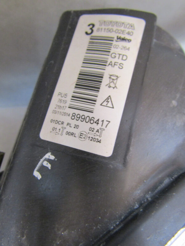 KOPLAMP TOYOTA AURIS 2 II XENON12-15 81150-02E40 Links A835/5K/8B