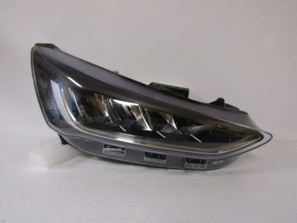 KOPLAMP FORD FOCUS MK4 IV FACELIFT LED 22- NX7B-13E014-CD RECHTS A226/C43