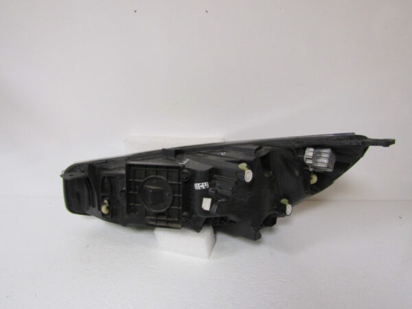 KOPLAMP FORD FOCUS MK4 IV FACELIFT LED 22- NX7B-13E014-CD RECHTS A226/C43
