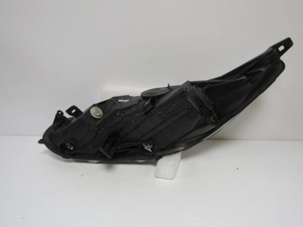 KOPLAMP FORD FIESTA MK7 FACELIFT HALOGEEN 12- C1BB-13W029 RECHTS A222/B23