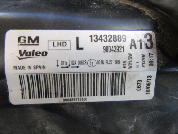 KOPLAMP OPEL CORSA D FACELIFT HALOGEEN 11-14 13432889 LINKS S303/D40