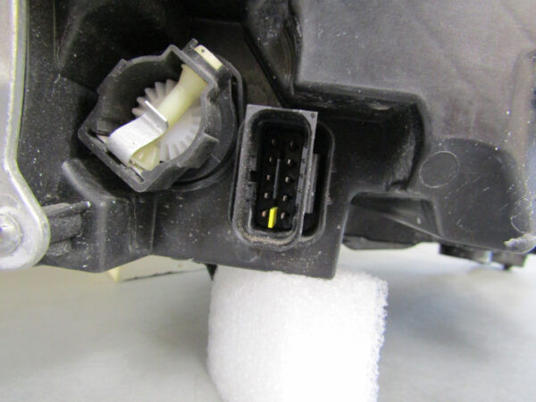 Koplamp Opel Corsa F LED 19-23 Links 9829522780 S748/K5/11B