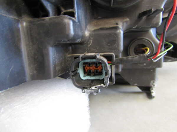 Koplamp NISSAN QASHQAI J11 HALF LED 13-17 100-18013 Links A834/5K/6D