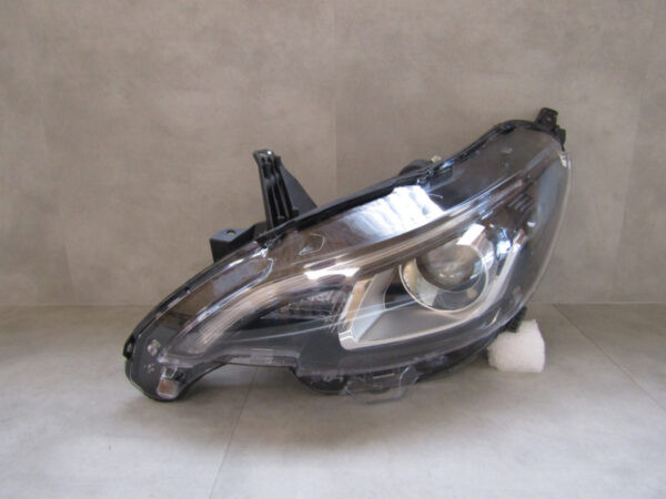 KOPLAMP PEUGEOT 108 LED 14- Links 81150-0H150  A894/F128
