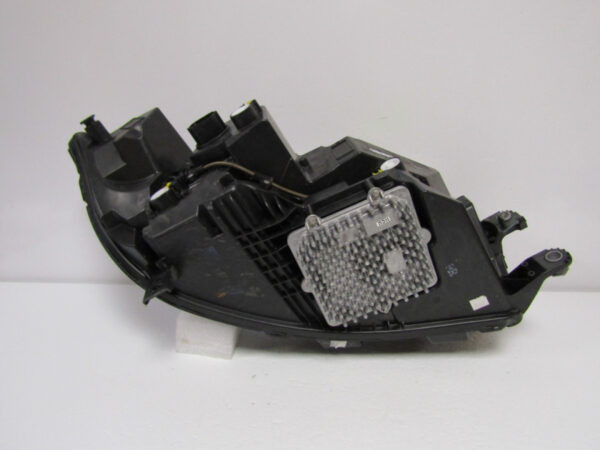 KOPLAMP JAGUAR IPACE I-PACE LED 18- J9D3-13W030BC LINKS A174/B55