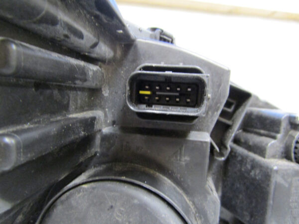 KOPLAMP PEUGEOT 308 T9 FACELIFT 17-21 981699068000 LINKS S36/B110