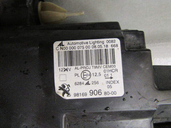 KOPLAMP PEUGEOT 308 T9 FACELIFT 17-21 981699068000 LINKS S36/B110