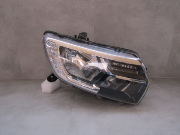 KOPLAMP DACIA SANDERO 2 II LOGAN 2 II FACELIFT 16-20 260105925R Rechts A607/A88