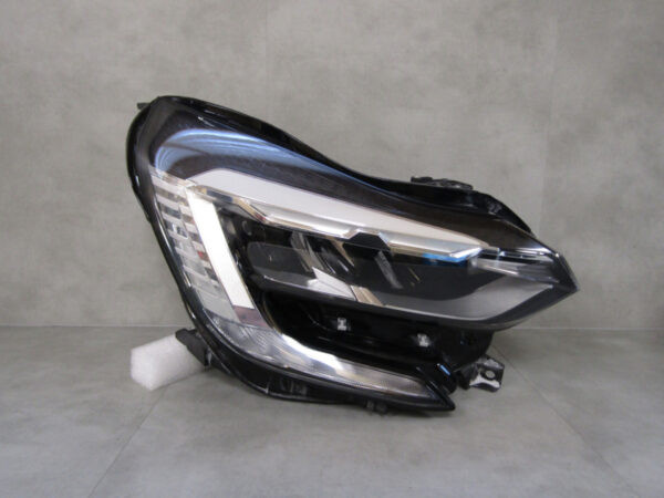 Koplamp Renault Captur 2 LED 19-23 260104095R Rechts A802/5K/16D