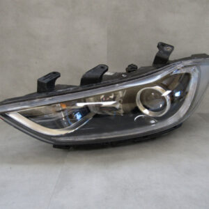 KOPLAMP HYUNDAI ELANTRA VI 6 15-18 LINKS A533/F197