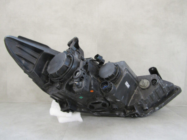 KOPLAMP HYUNDAI ELANTRA VI 6 15-18 LINKS A533/F197
