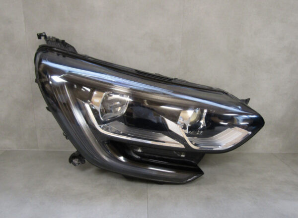 Koplamp Renault Megane IV 4 LED- 16-21 260100767R RECHTS S906/4K/16E