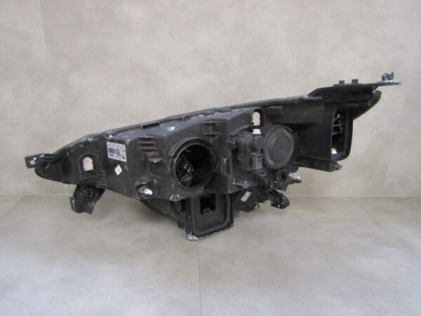 Koplamp Renault Megane IV 4 LED- 16-21 260100767R RECHTS S906/4K/16E