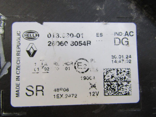 Koplamp Renault Captur 2 II LED 19-23 260608054R Links S630/E31