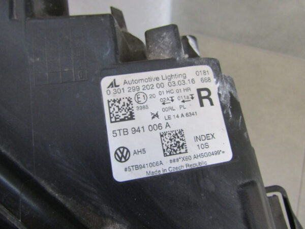 Koplamp VW TOURAN 5TB 15- 5TB941006A Rechts A792/5K/15B