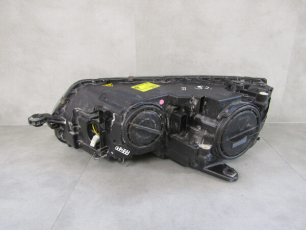 KOPLAMP SKODA OCTAVIA 3 III XENON 12-16 5E1941016B Rechts A943/7D