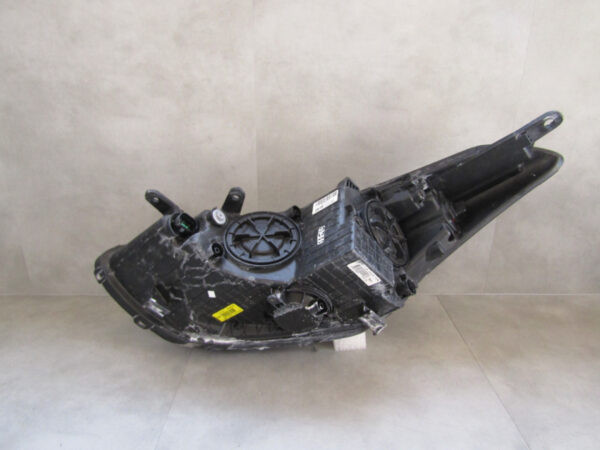 Koplamp HYUNDAI I30 11- 92102-A6020 Rechts A823/5K/16B