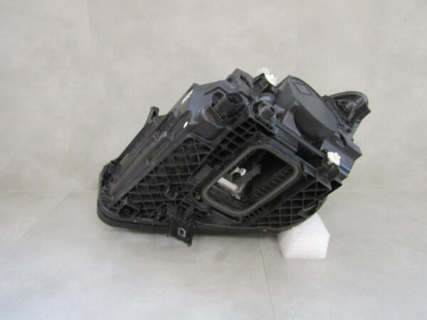KOPLAMP MERCEDES B W247 LED FACELIFT PERFORMANCE 22- A2479061004 RECHTS A530/E198