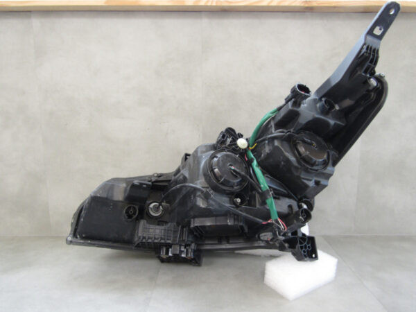 KOPLAMP NISSAN LEAF II 2 17- 260105SH0A Rechts A632/OBOK