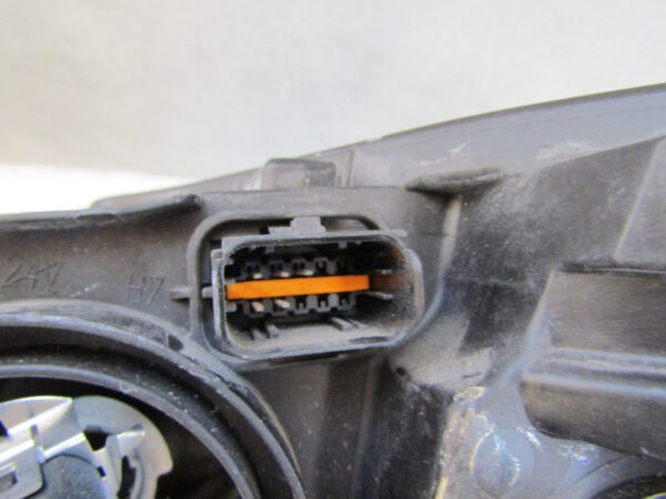 KOPLAMP RENAULT ZOE STANDAARD 12-19 260109891R RECHTS A496/D202