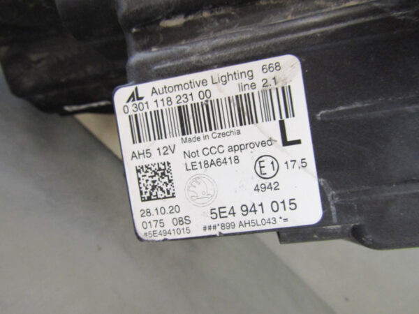 Koplamp Skoda Octavia 4 IV LED 19-24 5E4941015 LINKS S896/4K/4D