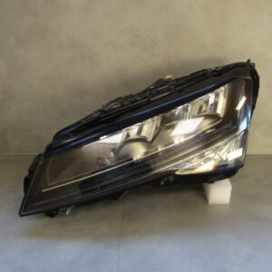 Koplamp Skoda Superb III 3 FACELIFT LED 19-24 LINKS S300/A161