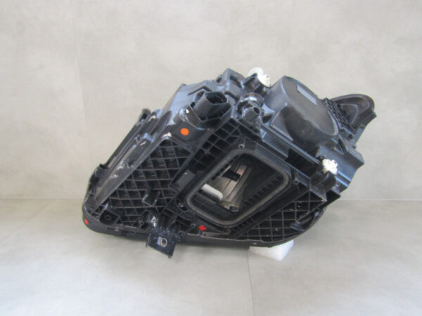 KOPLAMP MERCEDES B KLASSE W247 LED Facelift Rechts 22- A2479061004 A875/D173