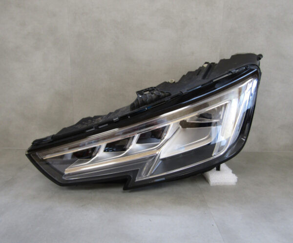 KOPLAMP AUDI A4 B9 FULL LED MATRIX 15-19 8W0941035 Links A847/5K/6A