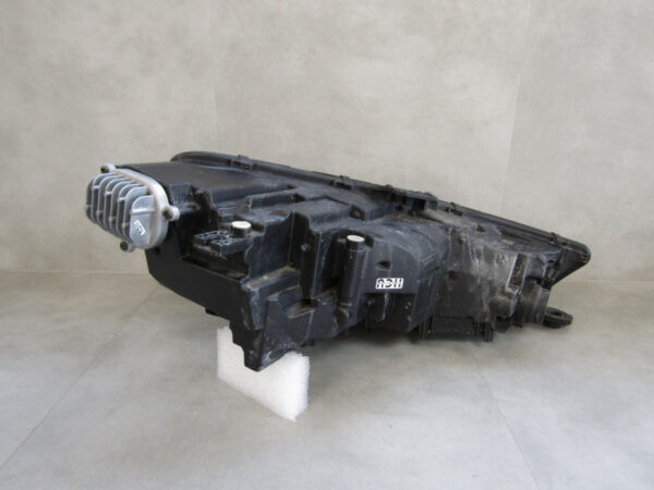 KOPLAMP AUDI A4 B9 FULL LED MATRIX 15-19 8W0941035 Links A847/5K/6A
