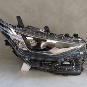 KOPLAMP TOYOTA AURIS 2 II LED Facelift 15-18 Rechts 81110-02K60 S768/F165