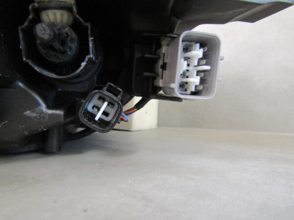 KOPLAMP TOYOTA AURIS 2 II LED Facelift 15-18 Rechts 81110-02K60 S768/F165