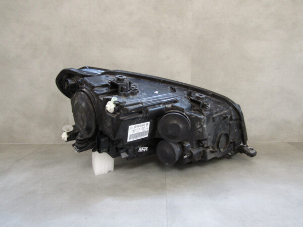 KOPLAMP VW VOLKSWAGNE CADDY 2K1 FACELIFT 15-20 HALOGEEN 2K1941005 LINKS A1016/4K/15D