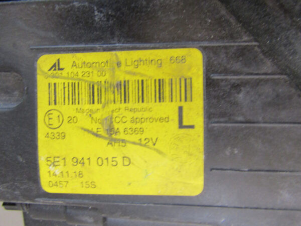 KOPLAMP SKODA OCTAVIA 3 FACELIFT LED 16-20 5E1941015D LINKS A529/E197