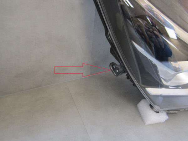 KOPLAMP TOYOTA YARIS 3 III Facelift Halogeen 17-20 Rechts A878/C177