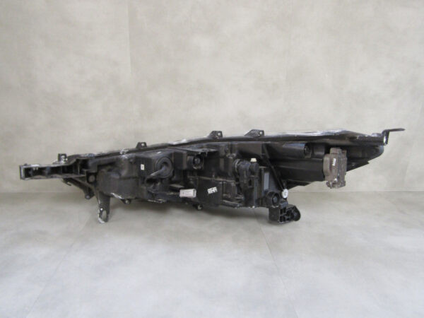 Koplamp Toyota Corolla Cross FULL LED 20- Rechts S624/K5/8F