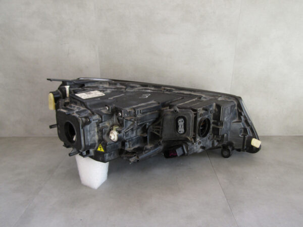 Koplamp Volkswagen VW TOUAREG II 2 FACELIFT XENON 14-18 7P1941033A Links A611/A129