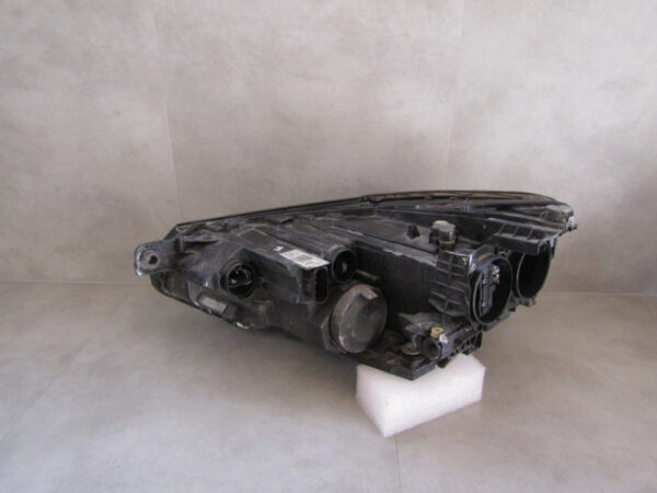 Koplamp Volkswagen Passat B8 Standaard 14-19 3G1941006C Rechts A704/C113