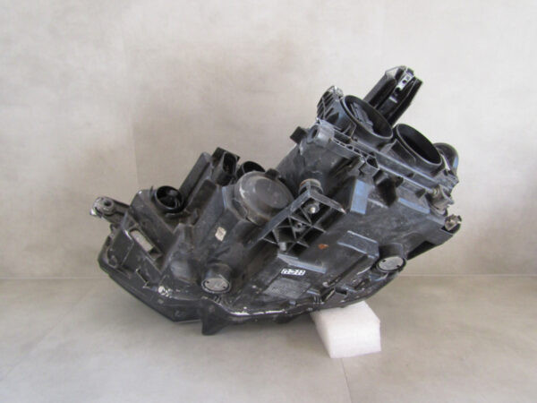 Koplamp Volkswagen Passat B8 Standaard 14-19 3G1941006C Rechts A704/C113
