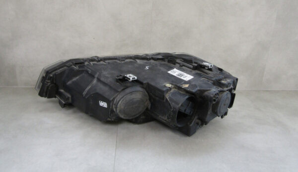 Koplamp VW VOLKSWAGEN POLO 2G HALOGEEN 17-20 2G1941006 Rechts S409/C48