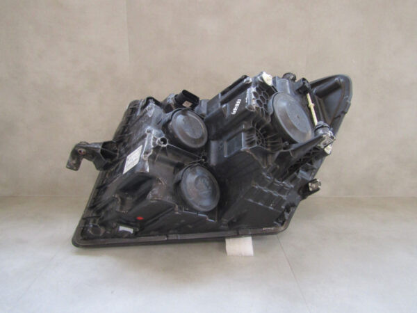 Koplamp VW CRAFTER II 2 16- 7C1941006 Rechts S657/K5/1C