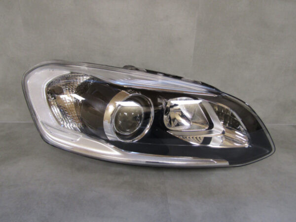 KOPLAMP VOLVO XC60 FACELIFT XENON 13-17 RECHTS S01/C61