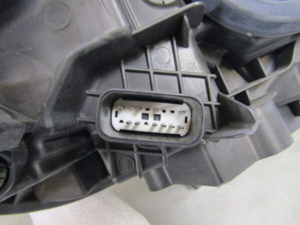 KOPLAMP FORD GALAXY III FACELIFT 15-20 EM2B13W030 LINKS A417/D97