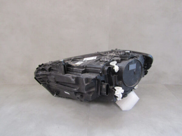KOPLAMP MERCEDES A KLASSE W177 FACELIFT LED MULTIBEAM 23- A1779065804 Rechts A625/C207